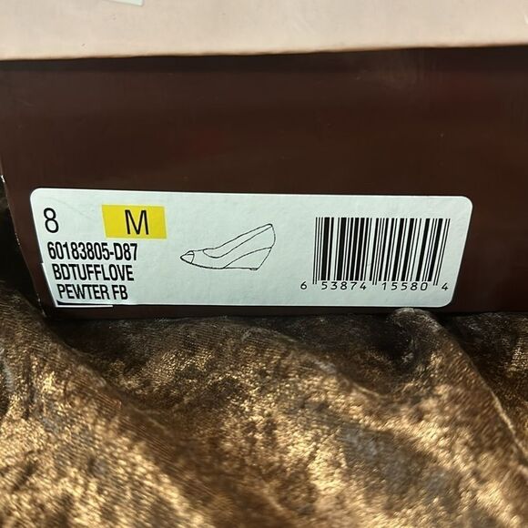 Bandolino size 8M. New in box - Picture 5 of 5